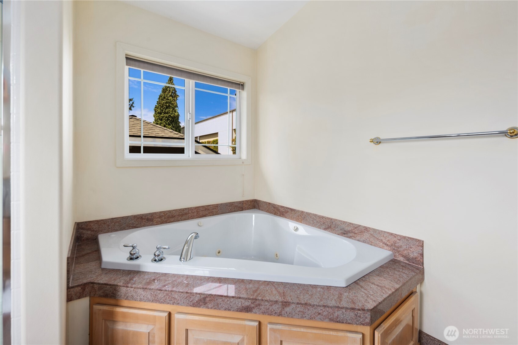 936 North 93rd Street Seattle, WA 98103 - Photo 22 of 39