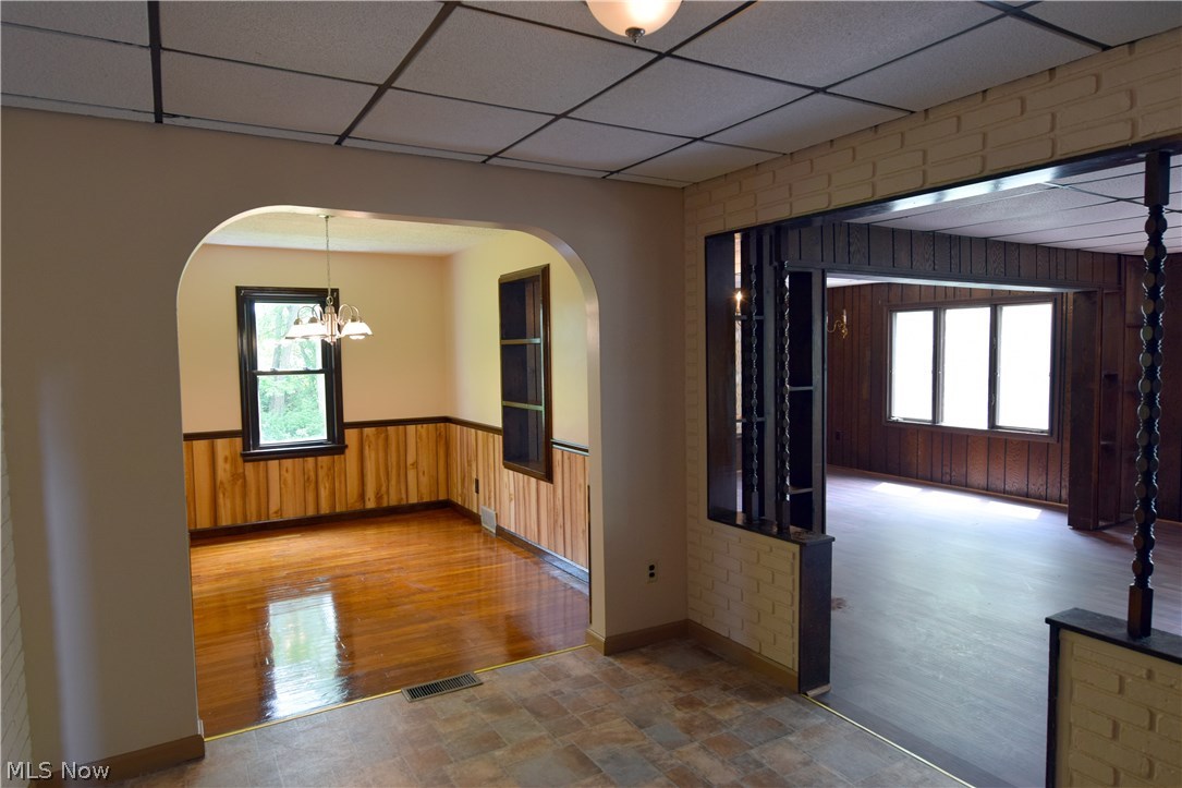 809 Canfield Road Youngstown, OH 44511 - Photo 14 of 32 Gallery Image 14