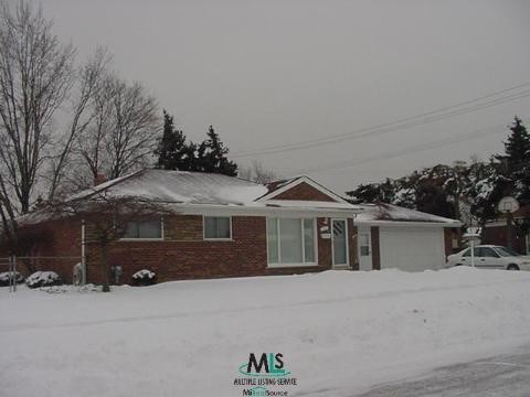 18248 Airport Road Fraser, MI 48026 - Photo 3 of 3 523422-2.JPG