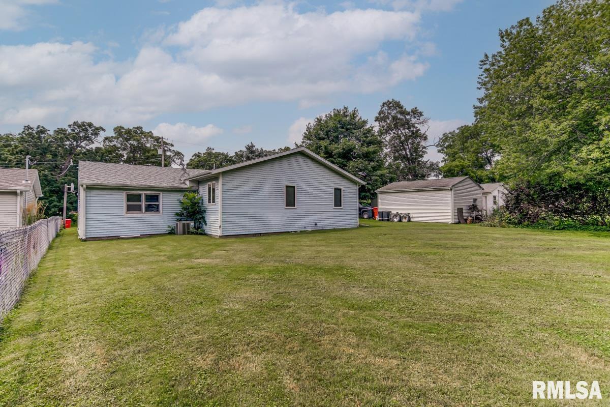 404 South Primm Street Athens, IL 62613 - Photo 24 of 29 Gallery Image 24