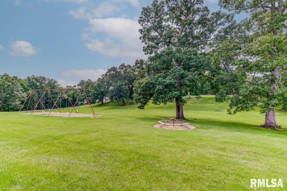 404 South Primm Street Athens, IL 62613 - Photo 28 of 29 Gallery Image 28