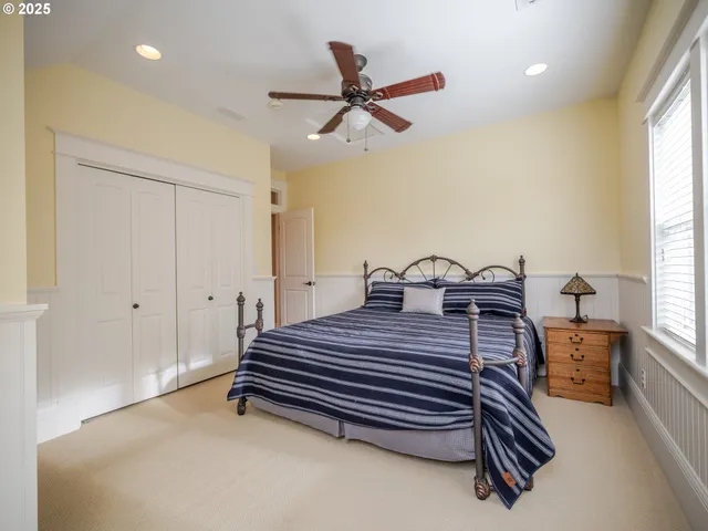 $1,325,000 | 360 Hilltop Drive, Seaside, OR 97138