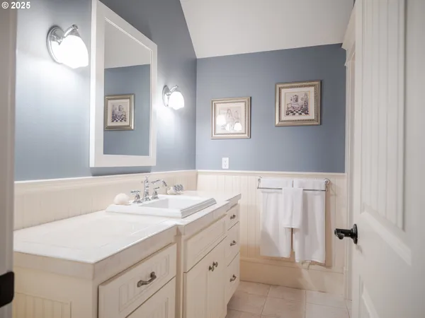 $1,280,000 | 360 Hilltop Drive, Seaside, OR 97138