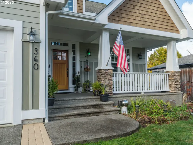 $1,325,000 | 360 Hilltop Drive, Seaside, OR 97138