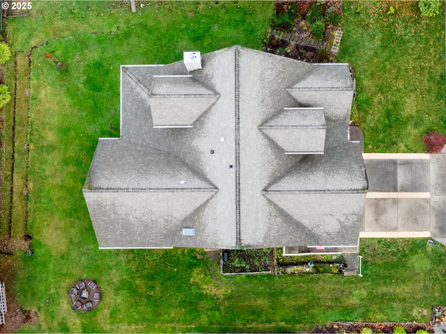 $1,325,000 | 360 Hilltop Drive, Seaside, OR 97138