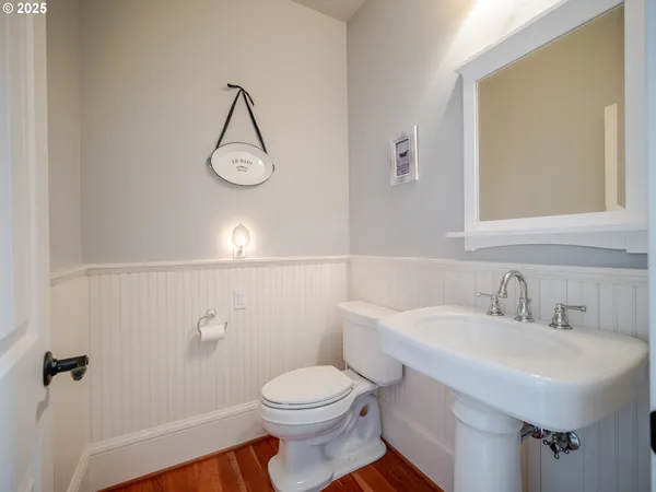 $1,280,000 | 360 Hilltop Drive, Seaside, OR 97138