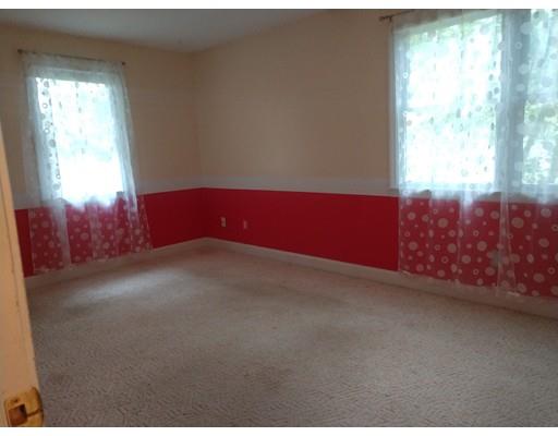 55 Middle Road Amesbury, MA 01913 - Photo 11 of 20