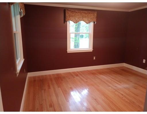 55 Middle Road Amesbury, MA 01913 - Photo 10 of 20