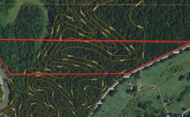 a view of a tennis court