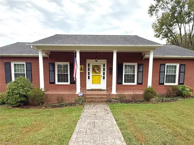 $290,000 | 435 Elk Spur Street, Elkin, NC 28621