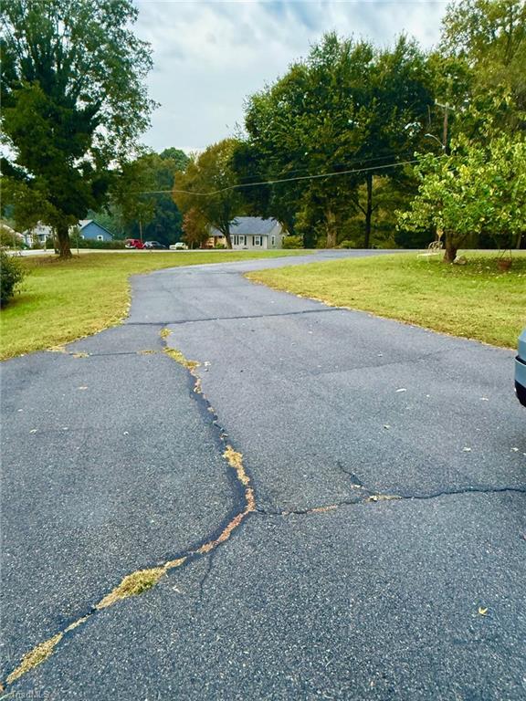435 Elk Spur Street Elkin, NC 28621 - Photo 14 of 44 Long driveway 0ff Victoria Street