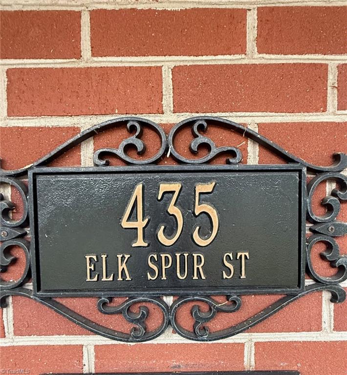 435 Elk Spur Street Elkin, NC 28621 - Photo 2 of 44