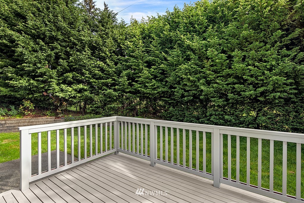 9036 Northeast 176th Street Bothell, WA 98011 - Photo 15 of 16 Gallery Image 15