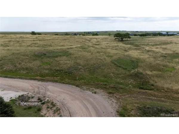 a view of an outdoor space
