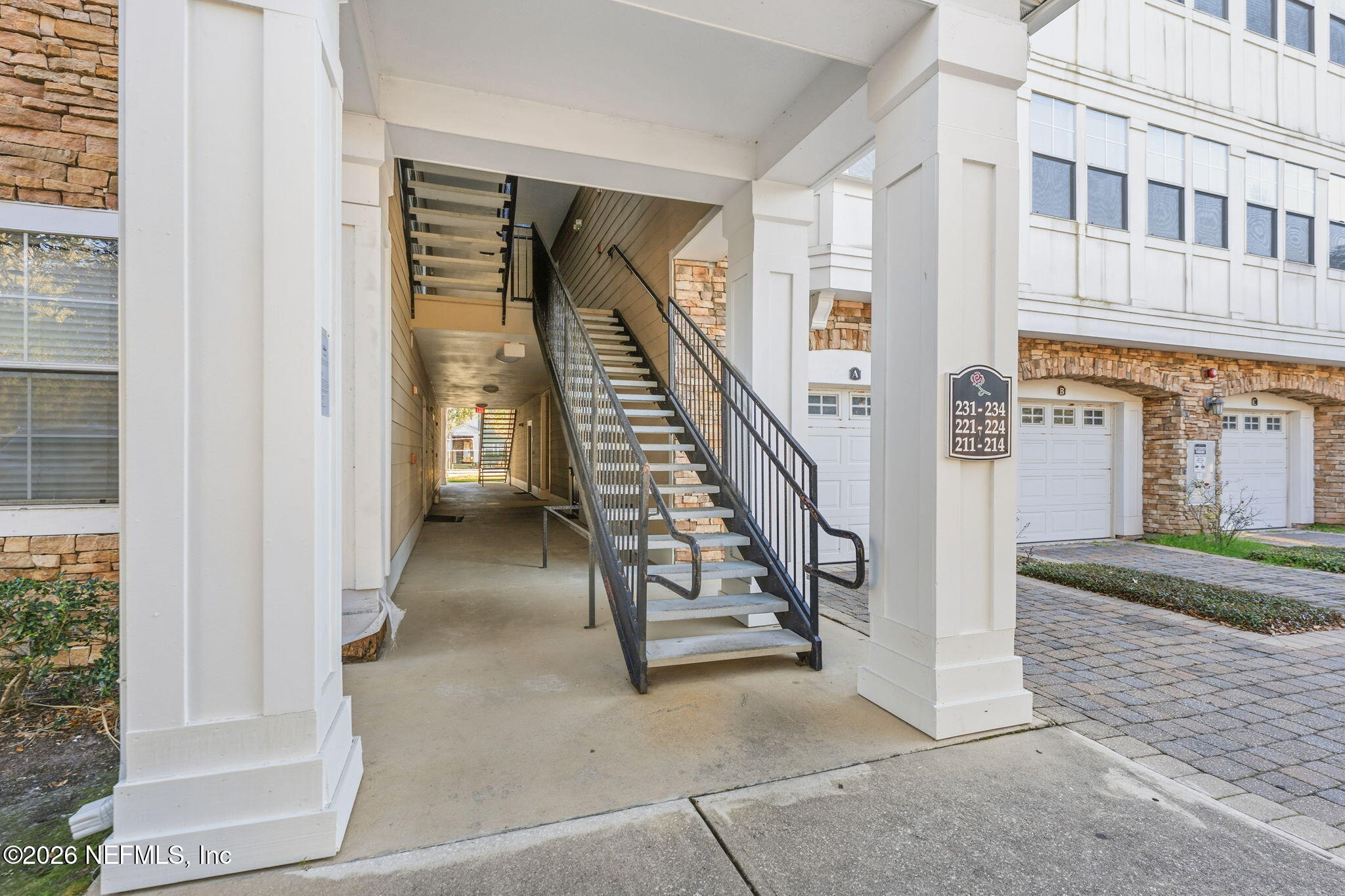 8550 Touchton Road, Unit 212 Jacksonville, FL 32216 - Photo 4 of 31 5-web-or-mls-DSC09915