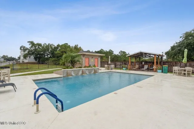 $314,900 | 82 Oak Alley Lane, Long Beach, MS 39560