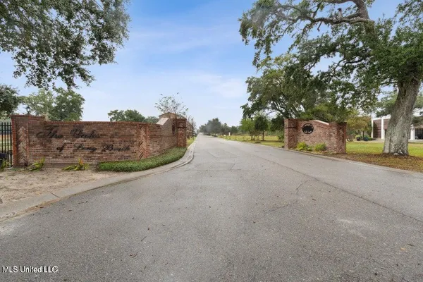 $299,500 | 82 Oak Alley Lane, Long Beach, MS 39560