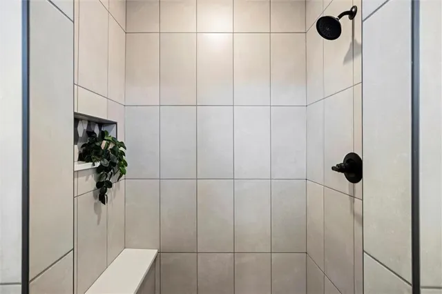 $749,950 | 8033 Payne Street, Shawnee, KS 66218