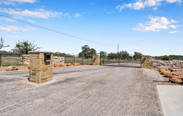 a view of a pathway in a yard