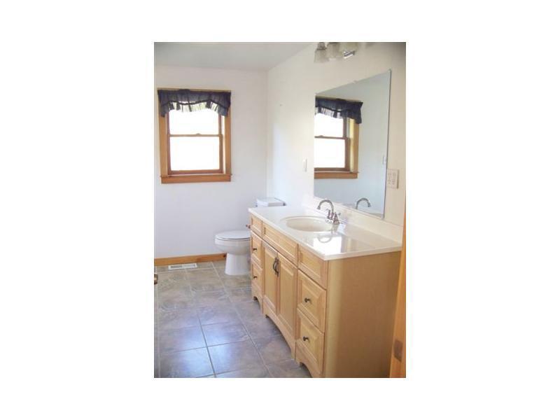 928 China Road Winslow, ME 04901 - Photo 4 of 9 Bathroom.