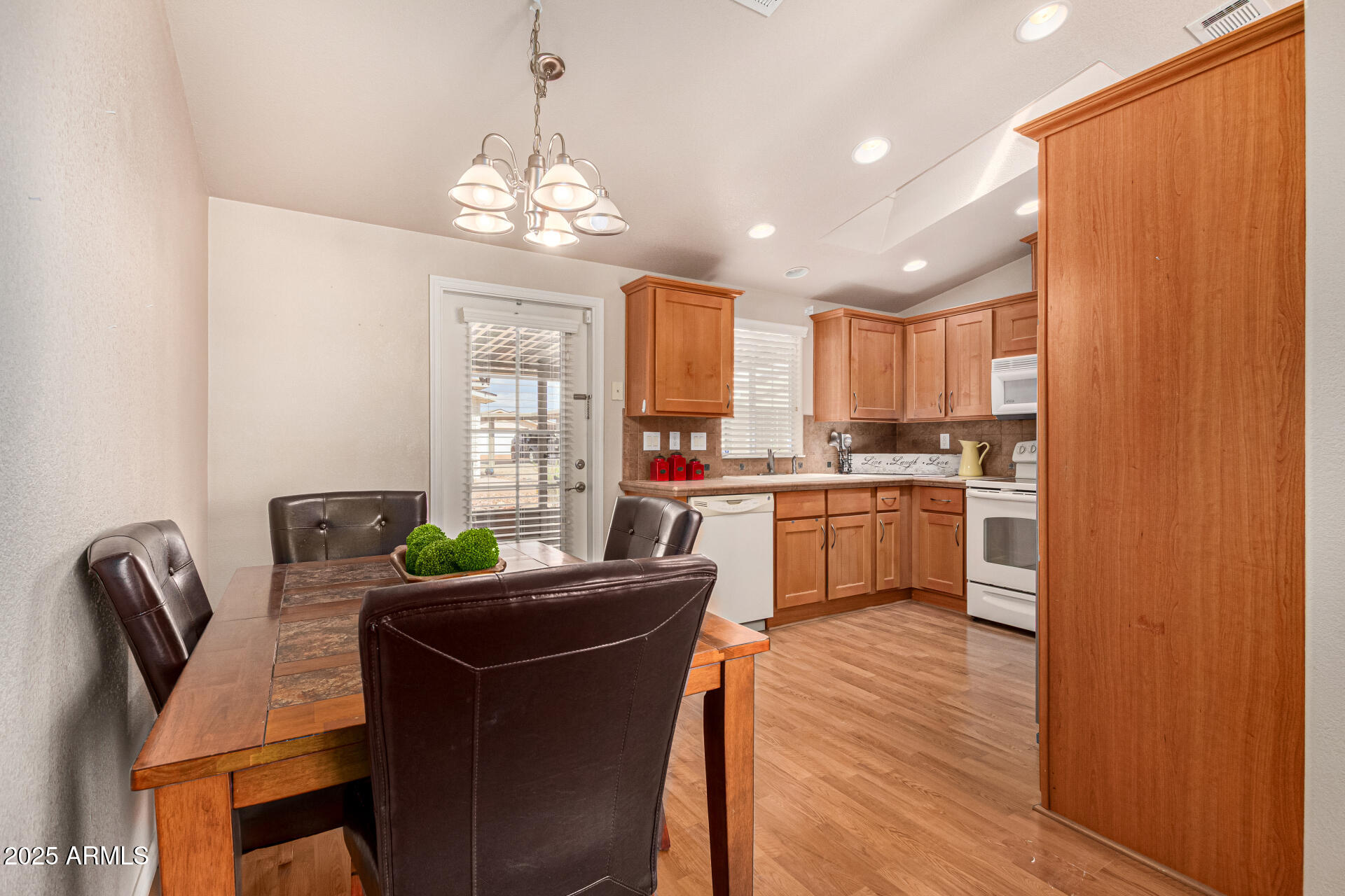 3301 South Goldfield Road, Unit 2019 Apache Junction, AZ 85119 - Photo 12 of 44 13-Goldfield