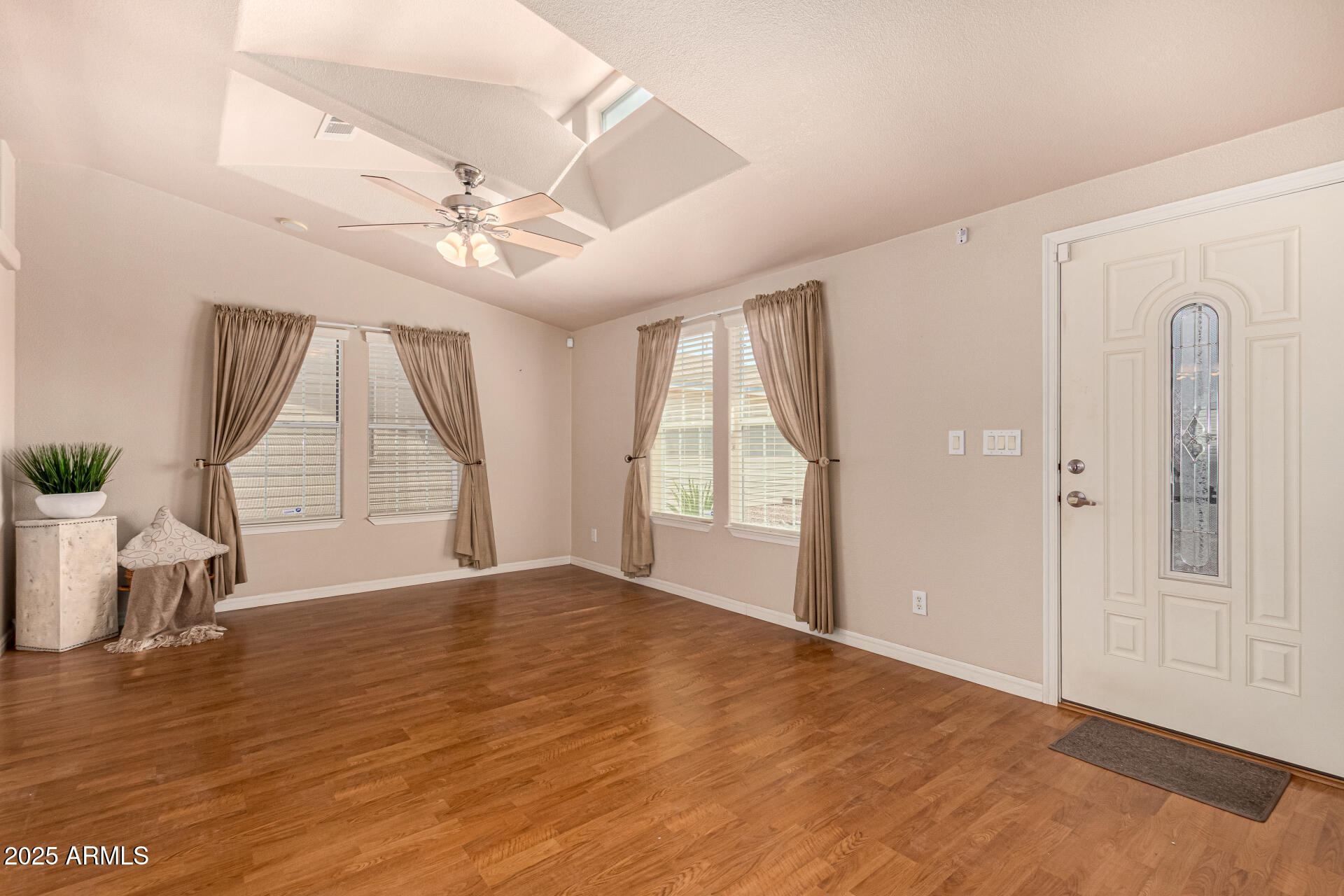 3301 South Goldfield Road, Unit 2019 Apache Junction, AZ 85119 - Photo 7 of 44 08-Goldfield