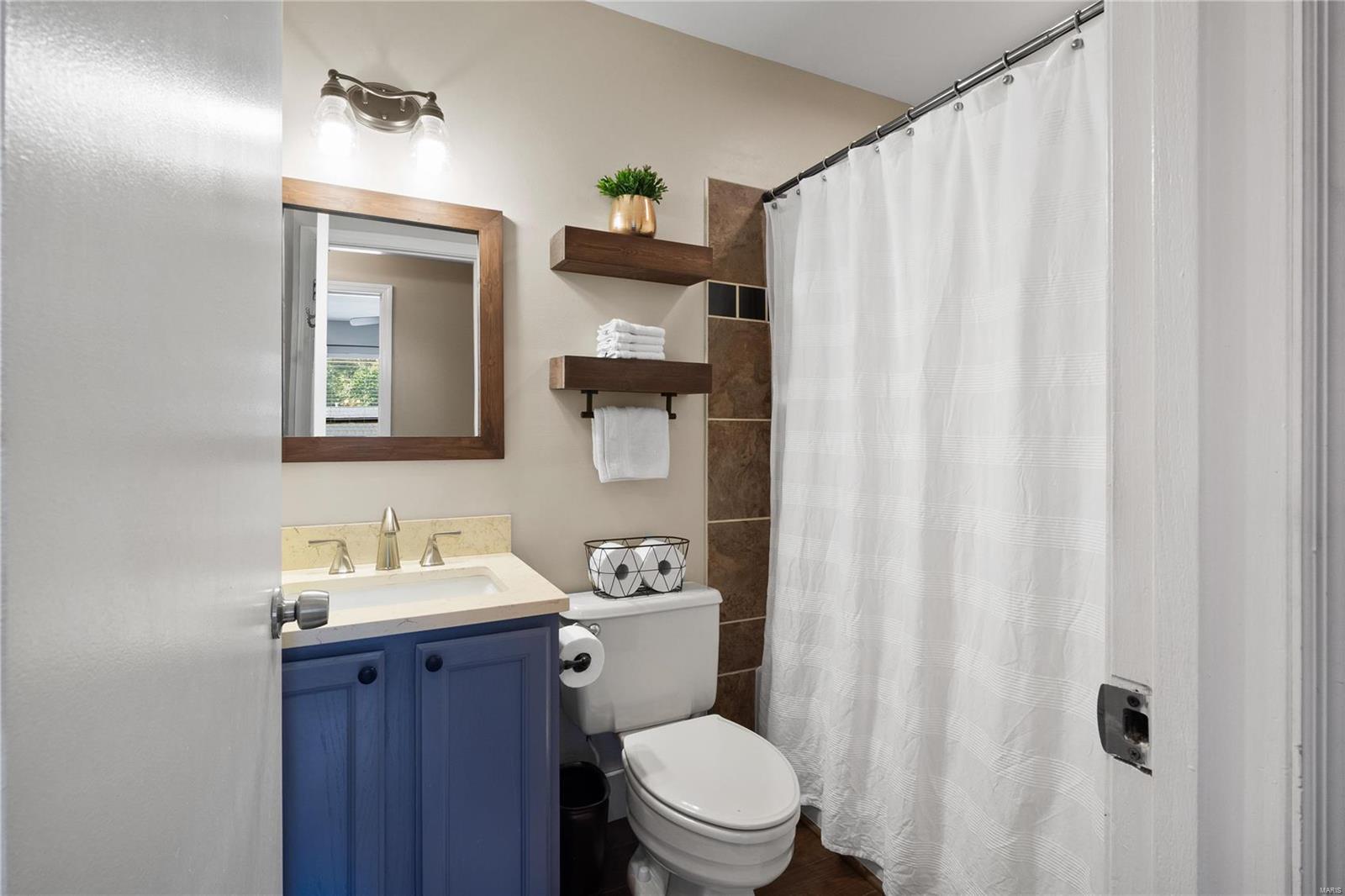 443 Talbert Court Ballwin, MO 63021 - Photo 17 of 25 Gallery Image 17
