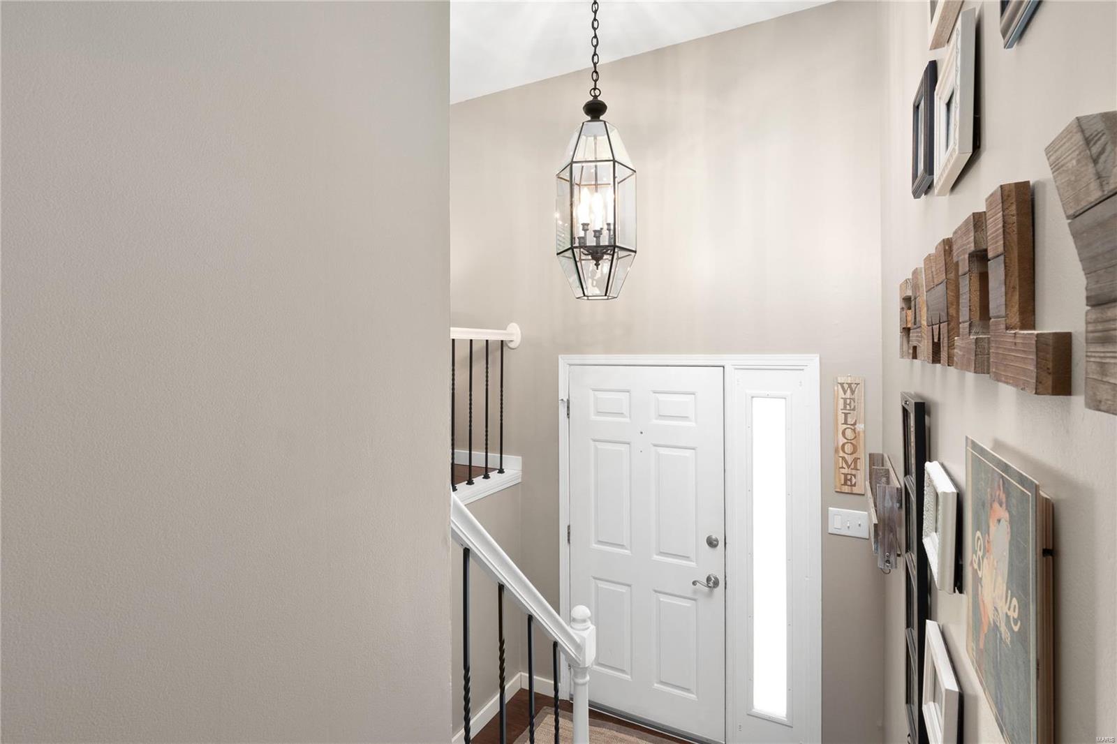 443 Talbert Court Ballwin, MO 63021 - Photo 4 of 25 Gallery Image 4