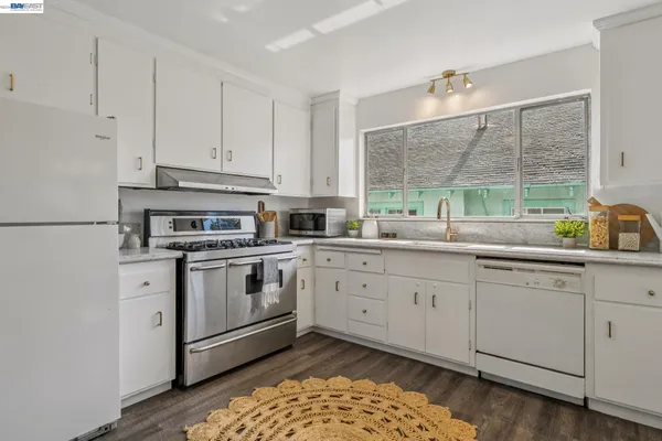 $798,000 | 2063 Rosedale Avenue, Oakland, CA 94601