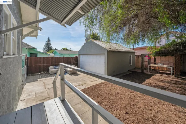 $798,000 | 2063 Rosedale Avenue, Oakland, CA 94601