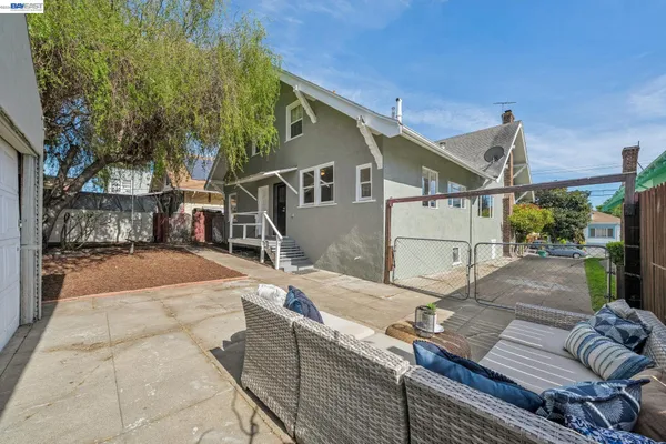 $798,000 | 2063 Rosedale Avenue, Oakland, CA 94601