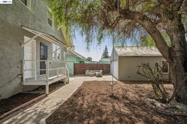 $798,000 | 2063 Rosedale Avenue, Oakland, CA 94601