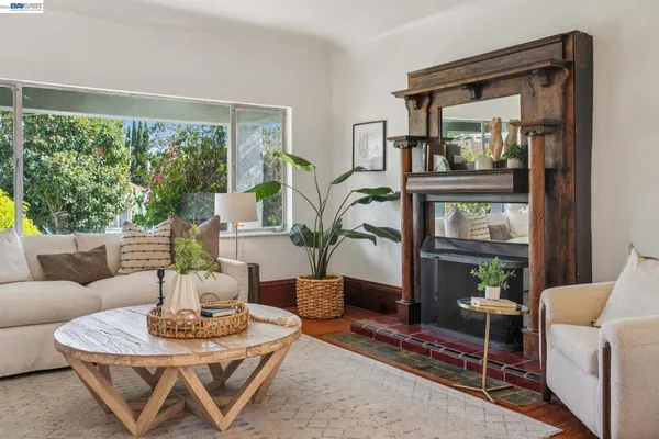 $798,000 | 2063 Rosedale Avenue, Oakland, CA 94601