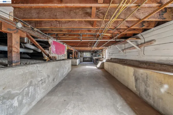 $798,000 | 2063 Rosedale Avenue, Oakland, CA 94601