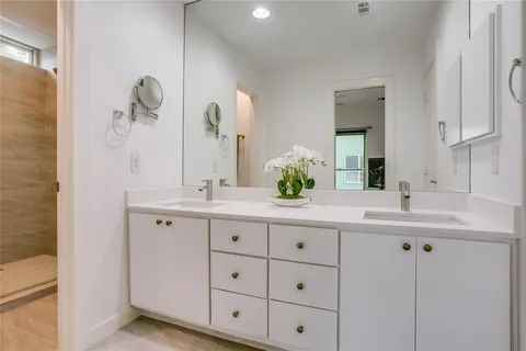 $472,500 | 3801 San Jacinto Street, Unit E, Dallas, TX 75204