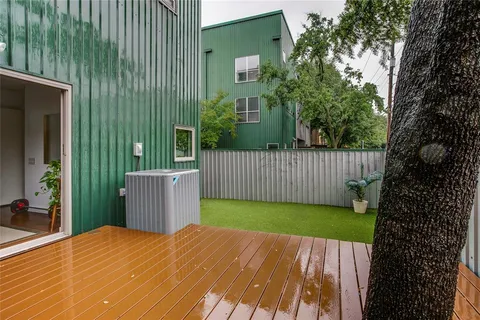 $472,500 | 3801 San Jacinto Street, Unit E, Dallas, TX 75204