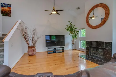 $472,500 | 3801 San Jacinto Street, Unit E, Dallas, TX 75204