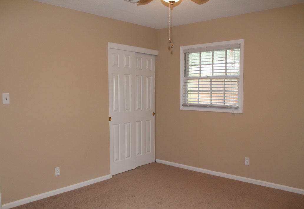 411 Paradise Road Niceville, FL 32578 - Photo 7 of 9 Master Bedroom