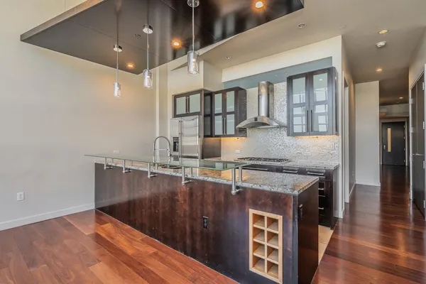 $3,300 | 2600 West 7th Street, Unit 2816, Fort Worth, TX 76107