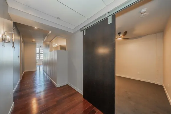 $3,300 | 2600 West 7th Street, Unit 2816, Fort Worth, TX 76107