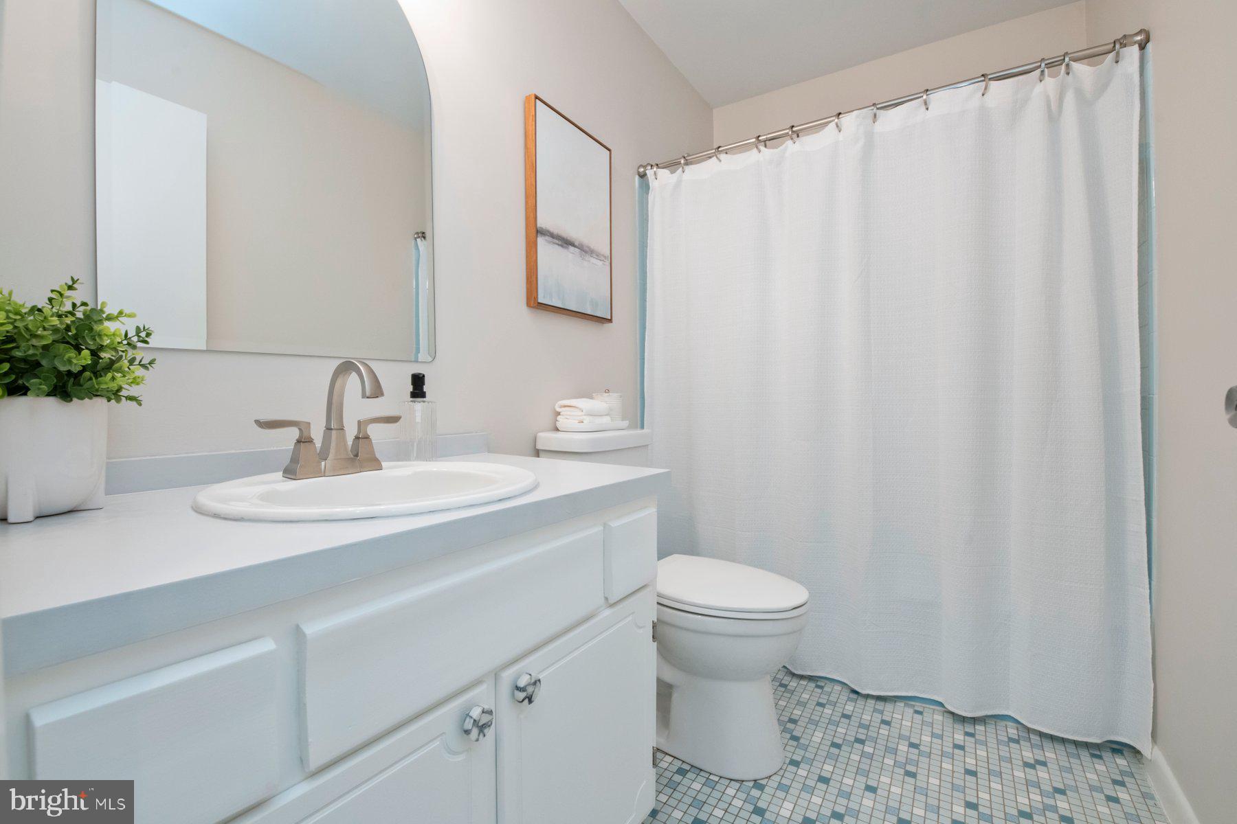 10559 Gateridge Road Cockeysville, MD 21030 - Photo 17 of 25 Gallery Image 17