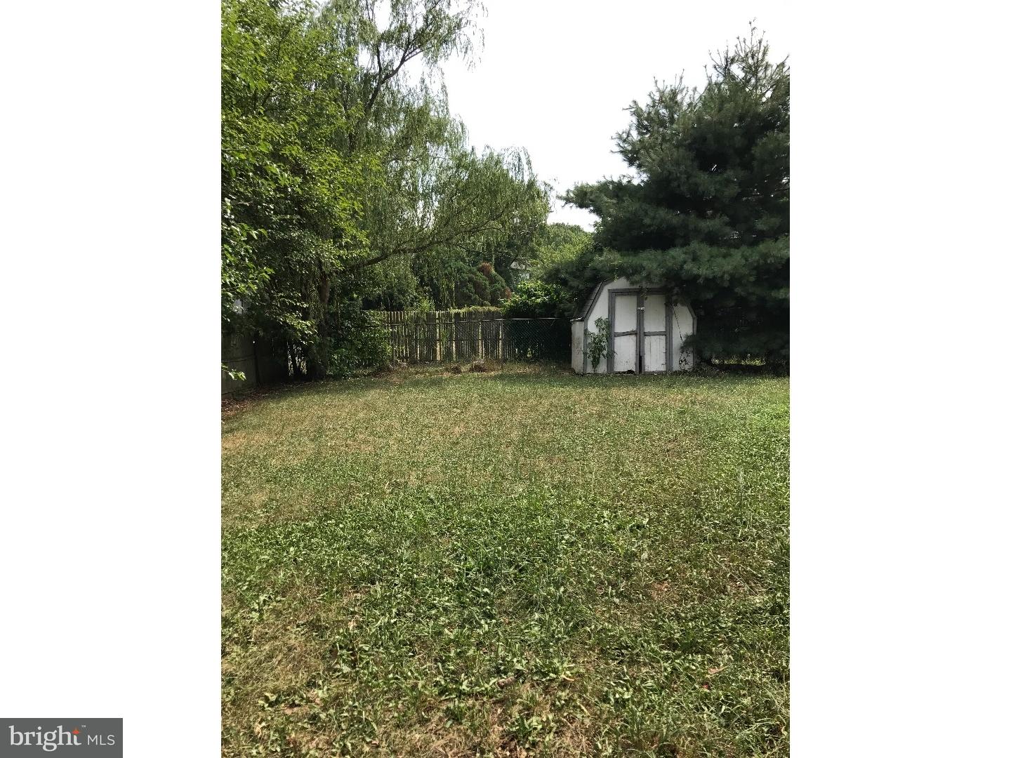27 Yorkshire Road Sicklerville, NJ 08081 - Photo 9 of 10