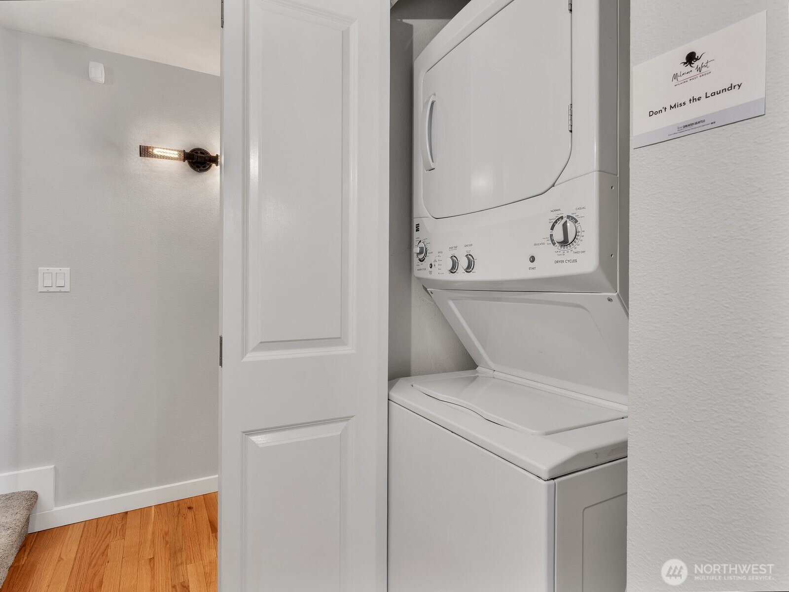 5430 California Avenue Southwest, Unit 3B Seattle, WA 98136 - Photo 18 of 32