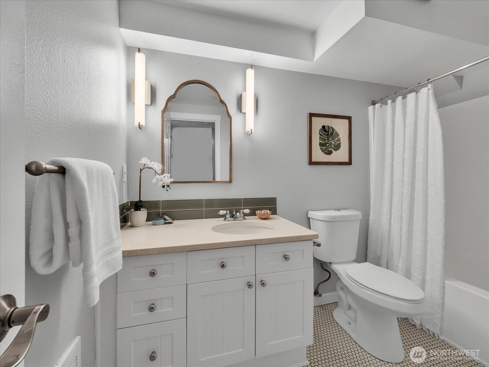 5430 California Avenue Southwest, Unit 3B Seattle, WA 98136 - Photo 19 of 32