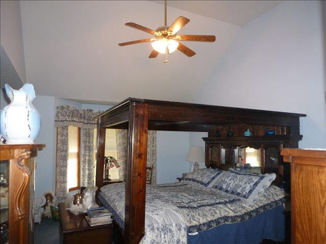 3033 West Rauch Temperance, MI 48182 - Photo 10 of 20 Master Suite