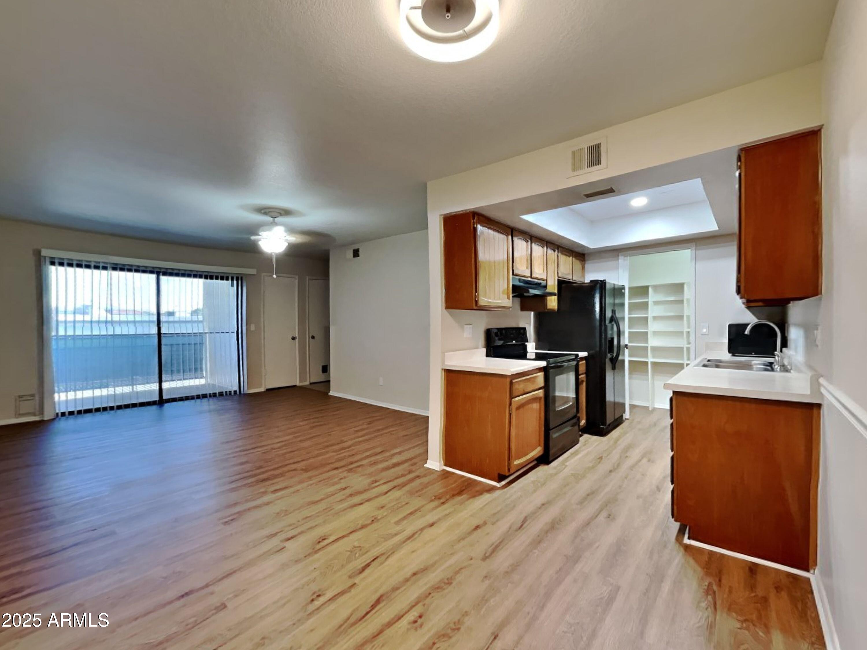 16635 North Cave Creek Road, Unit 232 Phoenix, AZ 85032 - Photo 2 of 15 3_Image_9jYz1c9bOy