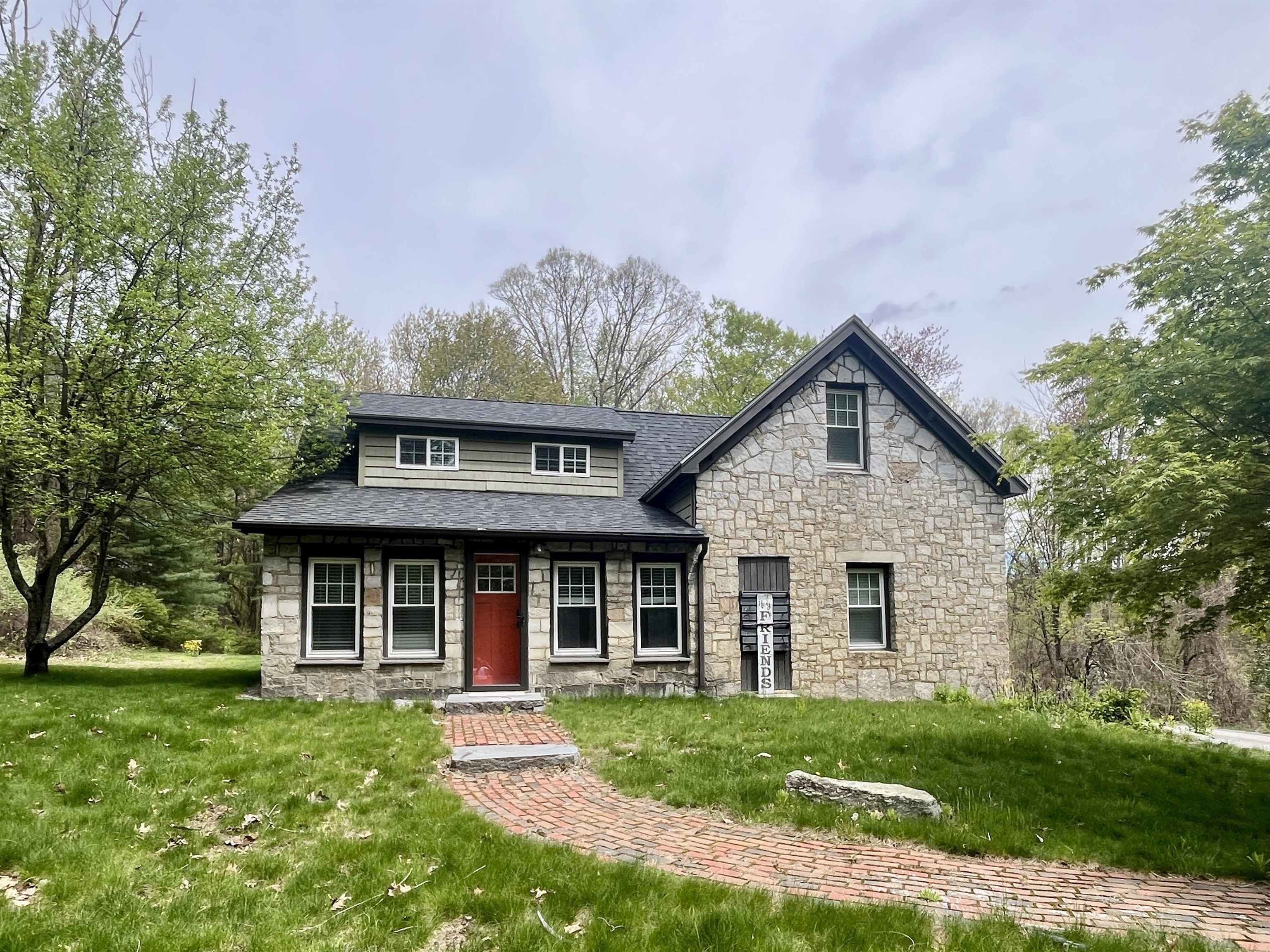 109 Ministerial Road Bedford, NH 03110 - Photo 2 of 49
