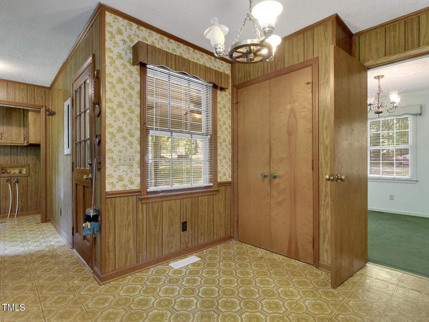 7100 Delta Bluff Lane Raleigh, NC 27606 - Photo 21 of 35 018