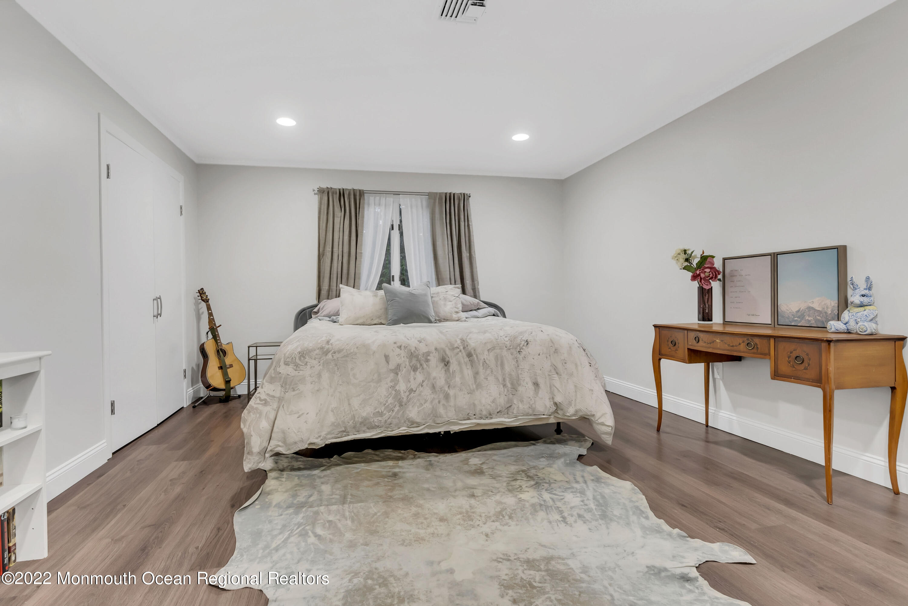 24 Valley Forge Road Eatontown, NJ 07724 - Photo 31 of 40 MJB09119