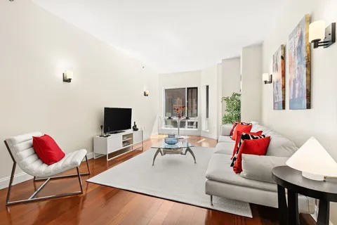 $1,178,000 | 17 Otis Street, Unit 205, Cambridge, MA 02141